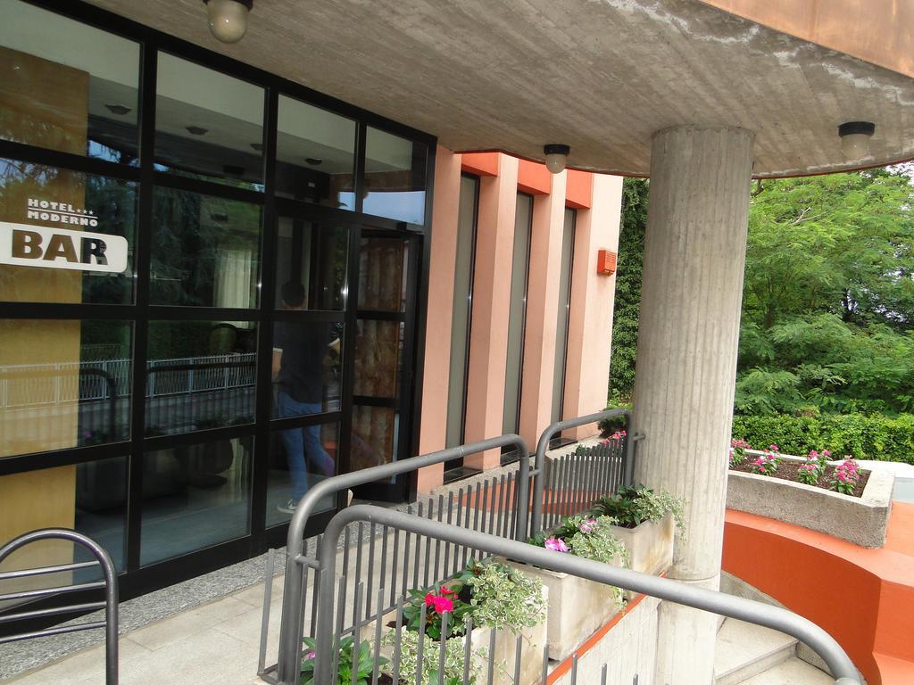 Hotel Moderno Grumello del Monte Exterior foto